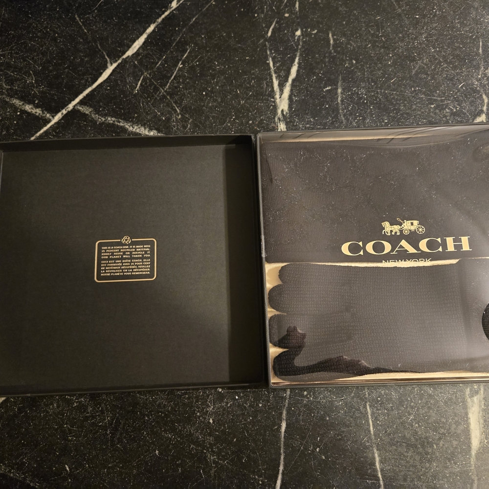 Brand New With Tags In Box Coach Signature Black Knit Gloves & Headband
